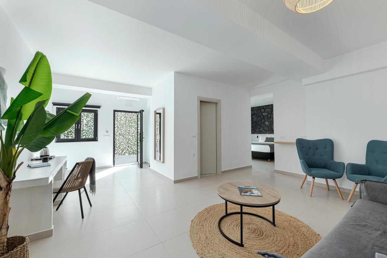 Onyx Hotel & Suites Karterados  Esterno foto